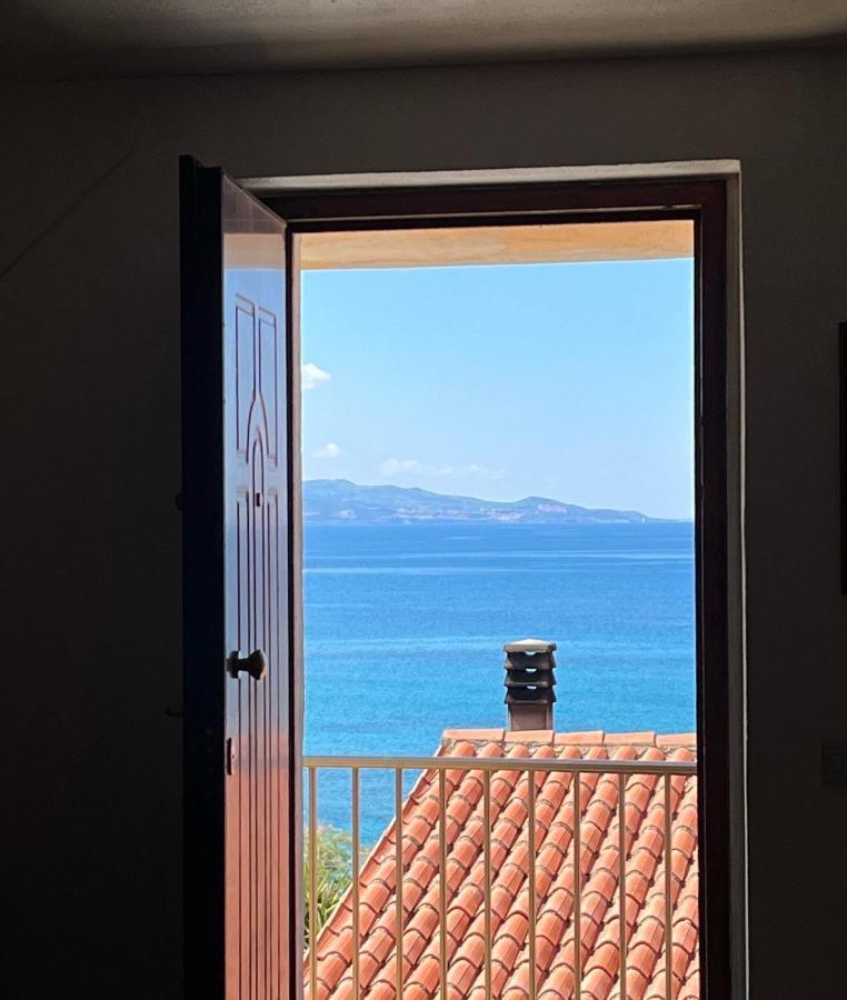 Isola Rossa Appartamenti Superior Kültér fotó